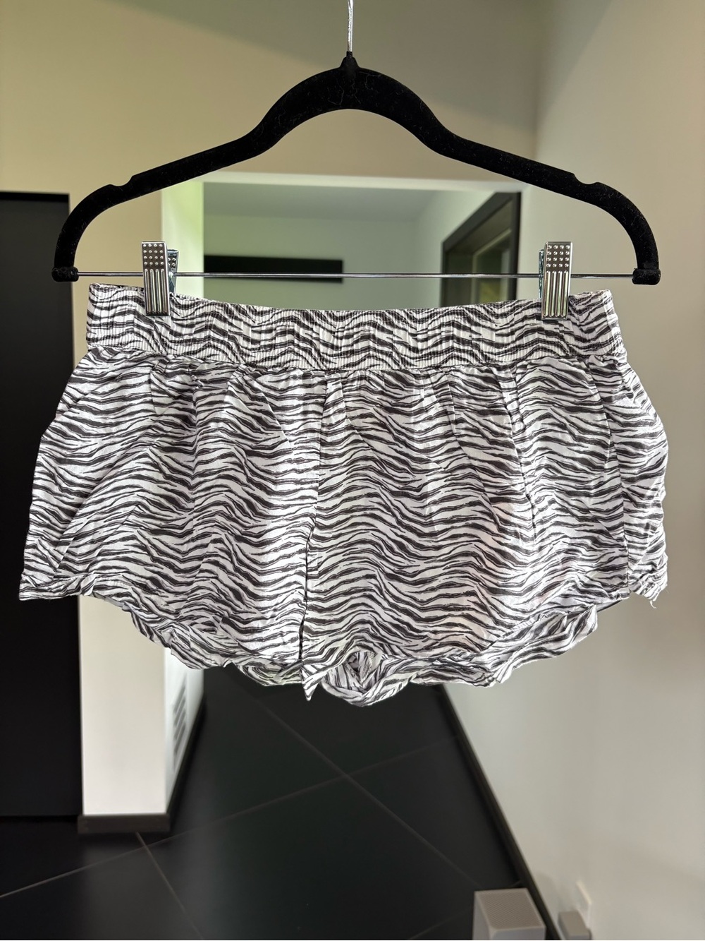 Victoria's Secret Zebra-Print Shorts - Black/White